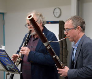 Prof. Bielefeldt and Prof. Krajewksi playing the clarinet and bassoon